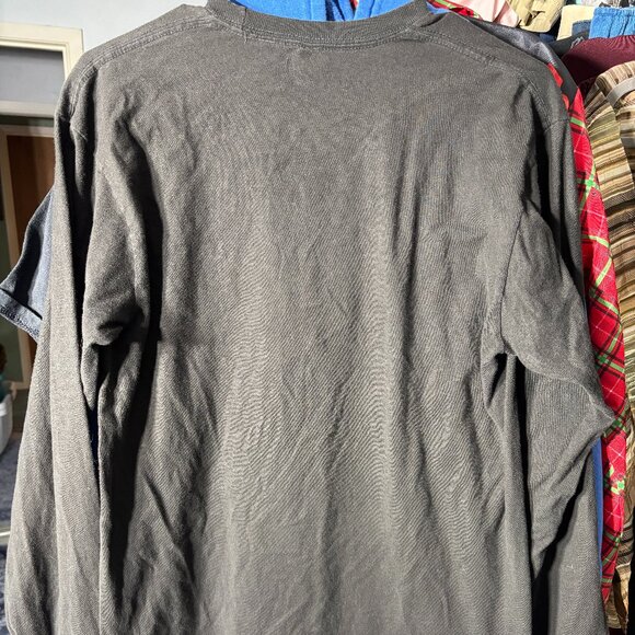 Star Wars The Mandalorian - Mandalorian Helmet Long-Sleeve Tee T-Shirt SZ Medium - Picture 4 of 4